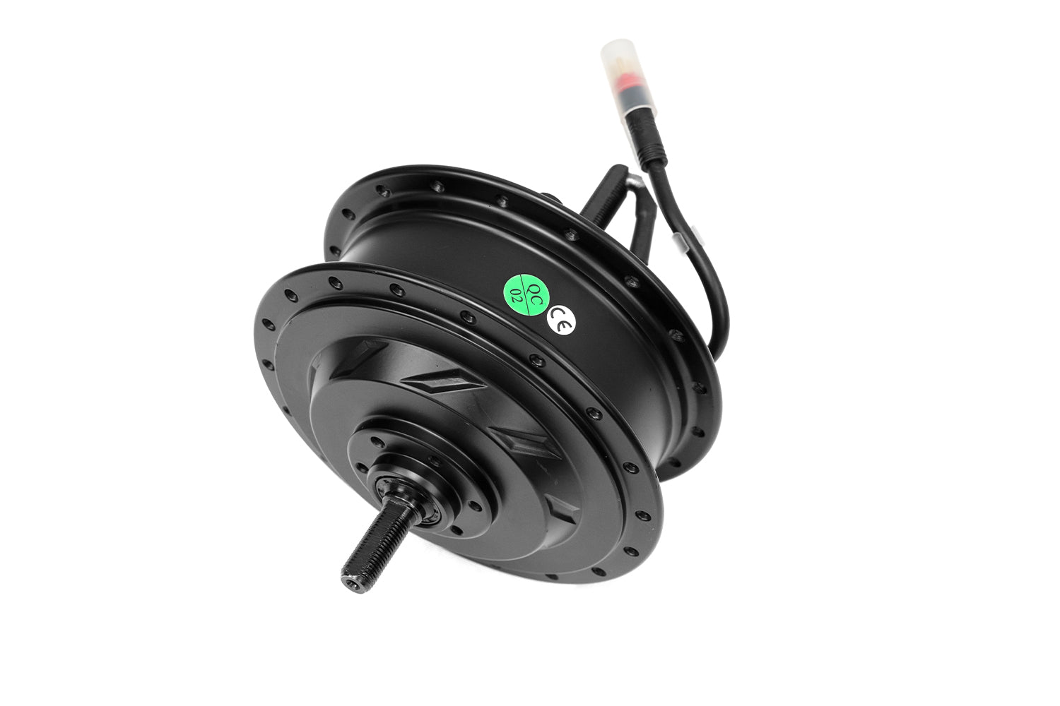 45-degree front angle of the Duotts C29 highlighting its 750W motor for enhanced riding capabilities.