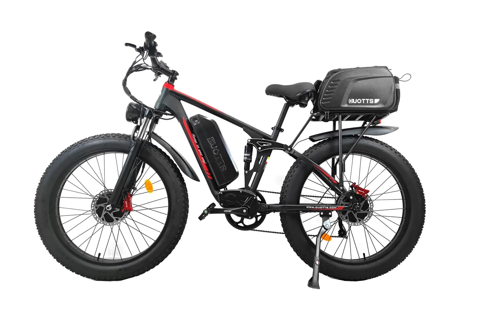 Duotts black travel bag securely mounted on the S26 electric bicycle's rear rack, ideal for carrying essentials during long-distance rides.